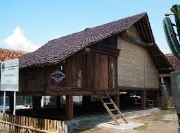Rumah Adat Panjailin